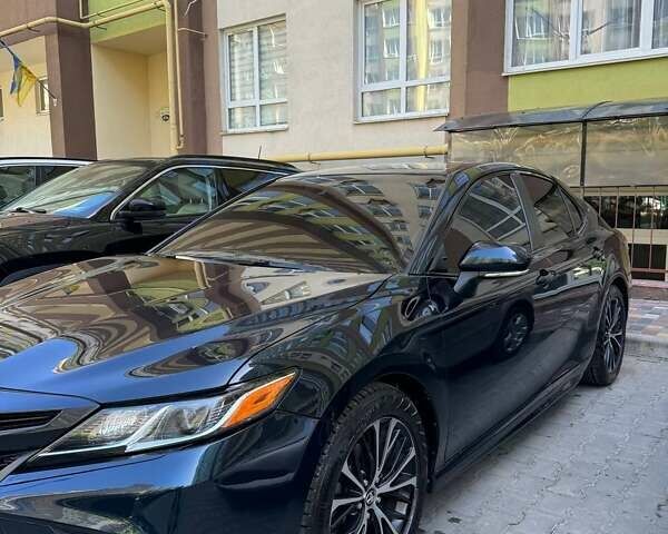 Чорний Тойота Камрі, об'ємом двигуна 2.49 л та пробігом 115 тис. км за 18500 $, фото 2 на Automoto.ua