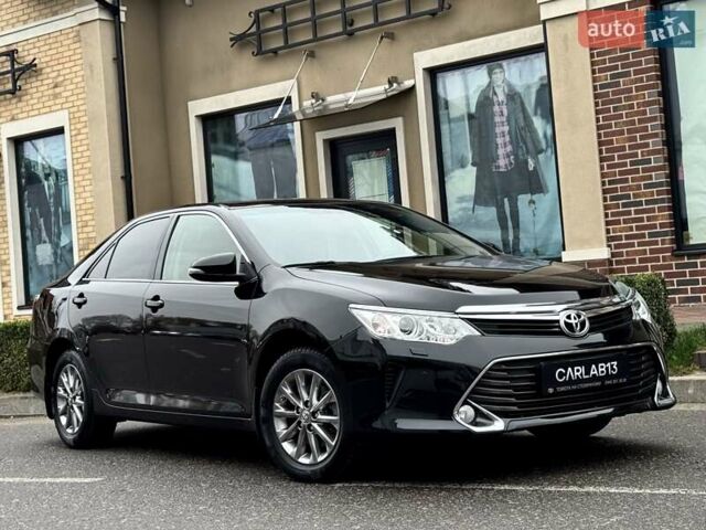 Черный Тойота Камри, объемом двигателя 2.49 л и пробегом 70 тыс. км за 20000 $, фото 1 на Automoto.ua