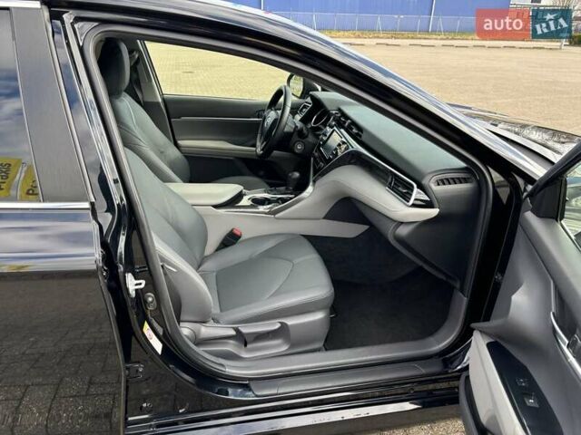 Черный Тойота Камри, объемом двигателя 2.5 л и пробегом 167 тыс. км за 18000 $, фото 12 на Automoto.ua