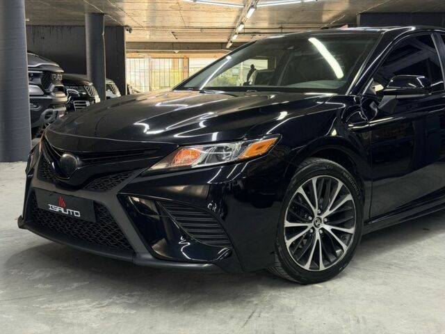 Черный Тойота Камри, объемом двигателя 2.5 л и пробегом 133 тыс. км за 18500 $, фото 7 на Automoto.ua