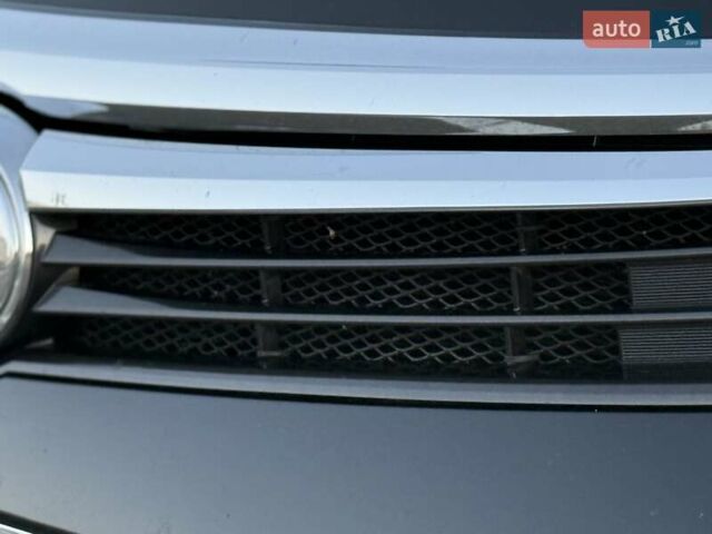 Тойота Камри 2017 в Киеве на Automoto.ua Черный Тойота Камри, объемом двигателя 2.49 л и пробегом 79 тыс. км за 19999 $, фото 10 на Automoto.ua