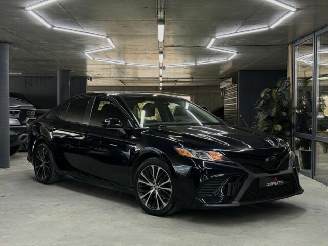 Черный Тойота Камри, объемом двигателя 2.5 л и пробегом 133 тыс. км за 18500 $, фото 2 на Automoto.ua