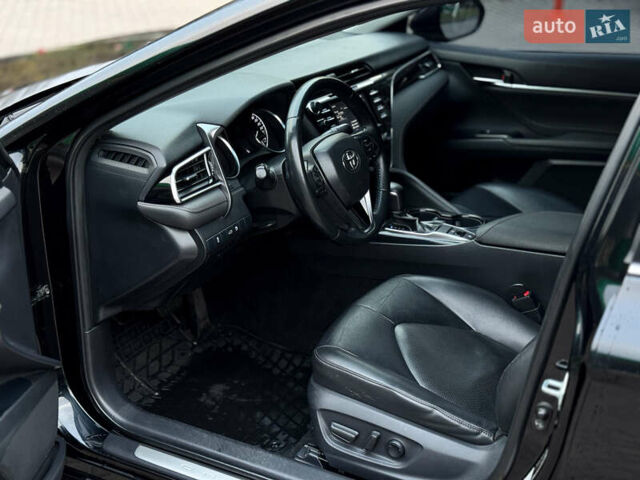 Черный Тойота Камри, объемом двигателя 2.5 л и пробегом 205 тыс. км за 22000 $, фото 15 на Automoto.ua