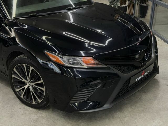 Черный Тойота Камри, объемом двигателя 2.5 л и пробегом 133 тыс. км за 18500 $, фото 1 на Automoto.ua