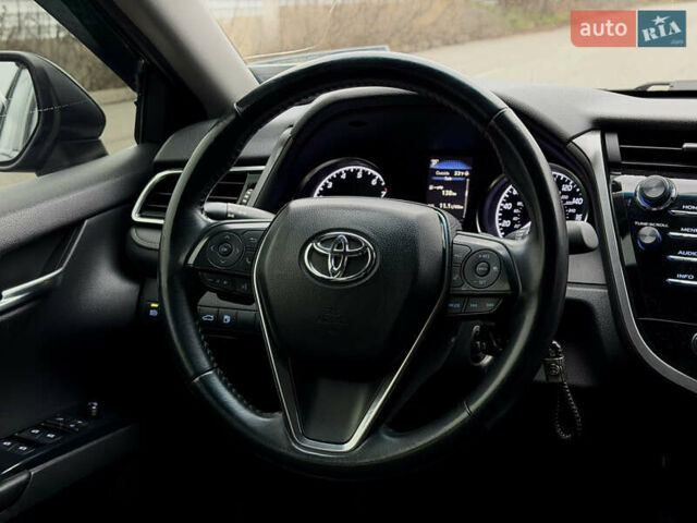 Чорний Тойота Камрі, об'ємом двигуна 2.5 л та пробігом 174 тис. км за 17300 $, фото 11 на Automoto.ua
