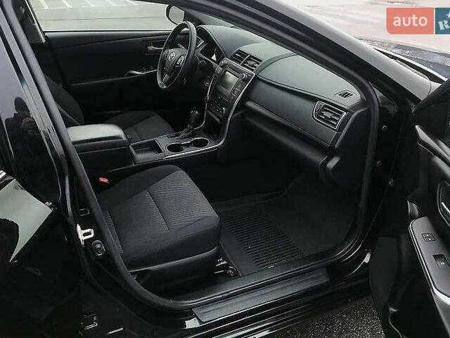 Черный Тойота Камри, объемом двигателя 2.5 л и пробегом 130 тыс. км за 15200 $, фото 17 на Automoto.ua