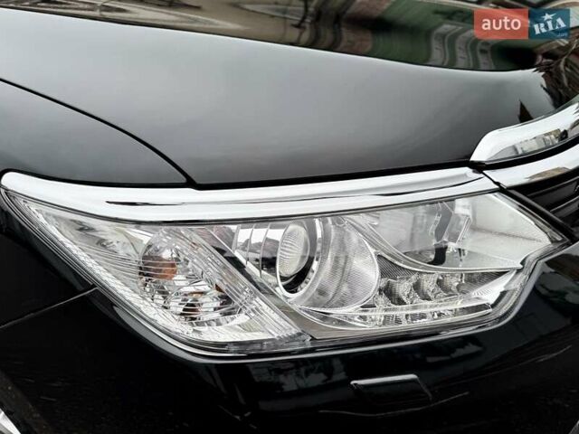 Черный Тойота Камри, объемом двигателя 2.49 л и пробегом 70 тыс. км за 20000 $, фото 16 на Automoto.ua