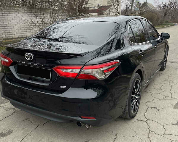 Чорний Тойота Камрі, об'ємом двигуна 2.49 л та пробігом 180 тис. км за 15999 $, фото 3 на Automoto.ua