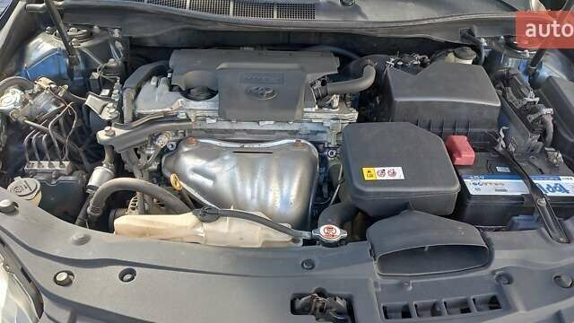 Чорний Тойота Камрі, об'ємом двигуна 2.49 л та пробігом 240 тис. км за 12000 $, фото 13 на Automoto.ua