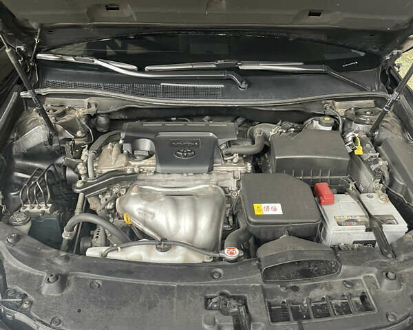 Черный Тойота Камри, объемом двигателя 2.49 л и пробегом 143 тыс. км за 17300 $, фото 2 на Automoto.ua