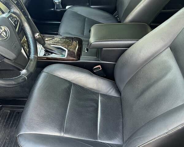 Тойота Камри 2017 в Запорожье на Automoto.ua Черный Тойота Камри, объемом двигателя 2.49 л и пробегом 143 тыс. км за 19500 $, фото 8 на Automoto.ua