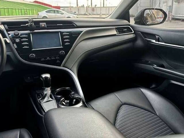 Чорний Тойота Камрі, об'ємом двигуна 2.5 л та пробігом 147 тис. км за 16300 $, фото 20 на Automoto.ua