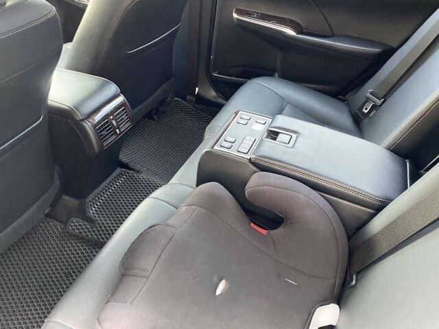 Чорний Тойота Камрі, об'ємом двигуна 2.5 л та пробігом 135 тис. км за 14800 $, фото 11 на Automoto.ua