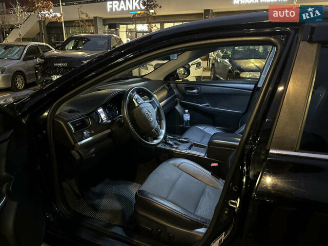 Черный Тойота Камри, объемом двигателя 2.49 л и пробегом 142 тыс. км за 16000 $, фото 7 на Automoto.ua