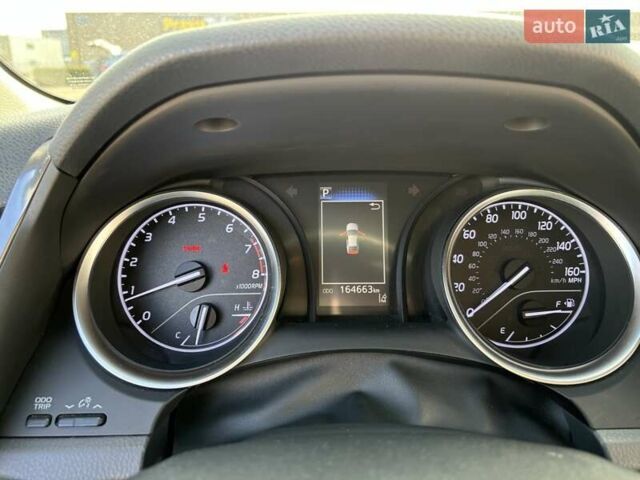 Черный Тойота Камри, объемом двигателя 2.5 л и пробегом 167 тыс. км за 18000 $, фото 16 на Automoto.ua