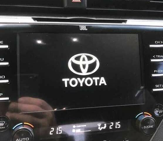 Черный Тойота Камри, объемом двигателя 2.5 л и пробегом 178 тыс. км за 17000 $, фото 11 на Automoto.ua