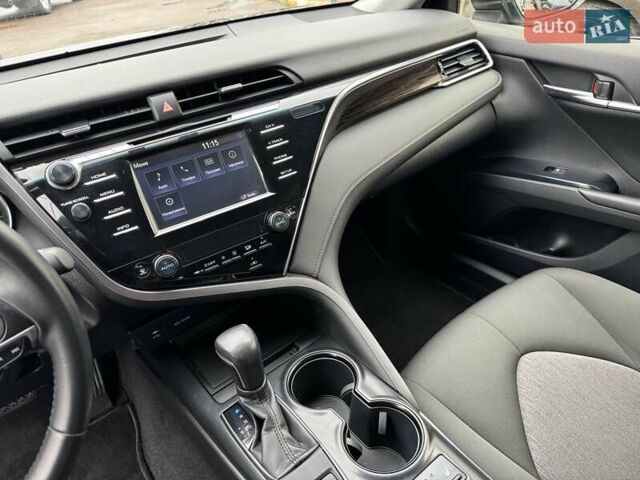 Чорний Тойота Камрі, об'ємом двигуна 2.49 л та пробігом 148 тис. км за 19800 $, фото 14 на Automoto.ua