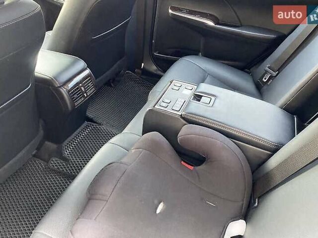 Чорний Тойота Камрі, об'ємом двигуна 2.49 л та пробігом 135 тис. км за 16400 $, фото 5 на Automoto.ua