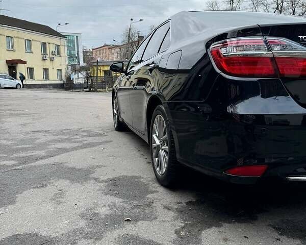 Черный Тойота Камри, объемом двигателя 2.49 л и пробегом 195 тыс. км за 19000 $, фото 7 на Automoto.ua