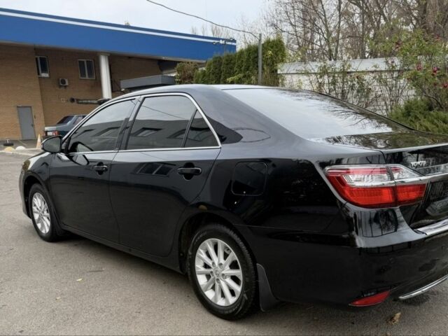 Черный Тойота Камри, объемом двигателя 2.5 л и пробегом 133 тыс. км за 18700 $, фото 3 на Automoto.ua