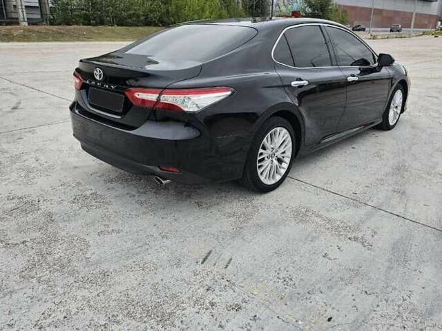 Чорний Тойота Камрі, об'ємом двигуна 2.5 л та пробігом 129 тис. км за 15000 $, фото 16 на Automoto.ua