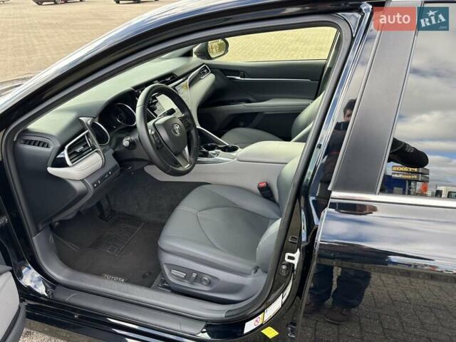 Черный Тойота Камри, объемом двигателя 2.5 л и пробегом 167 тыс. км за 18000 $, фото 10 на Automoto.ua