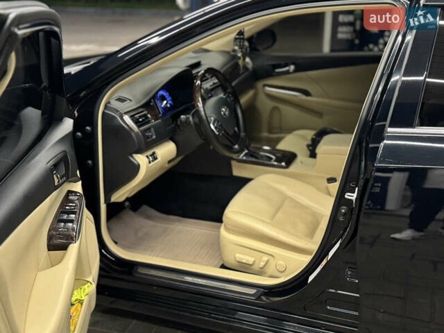 Тойота Камри 2017 в Днепре (Днепропетровске) на Automoto.ua Черный Тойота Камри, объемом двигателя 2.49 л и пробегом 210 тыс. км за 18300 $, фото 9 на Automoto.ua