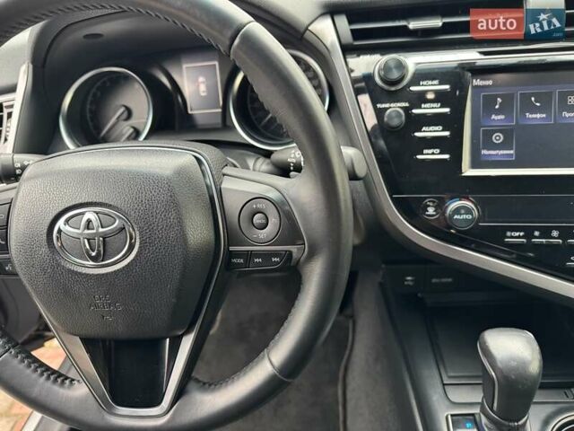 Чорний Тойота Камрі, об'ємом двигуна 2.49 л та пробігом 148 тис. км за 19800 $, фото 17 на Automoto.ua