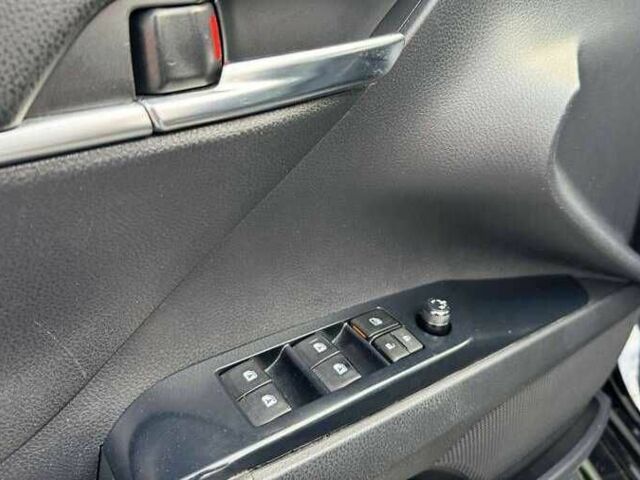 Чорний Тойота Камрі, об'ємом двигуна 2.5 л та пробігом 147 тис. км за 16300 $, фото 12 на Automoto.ua