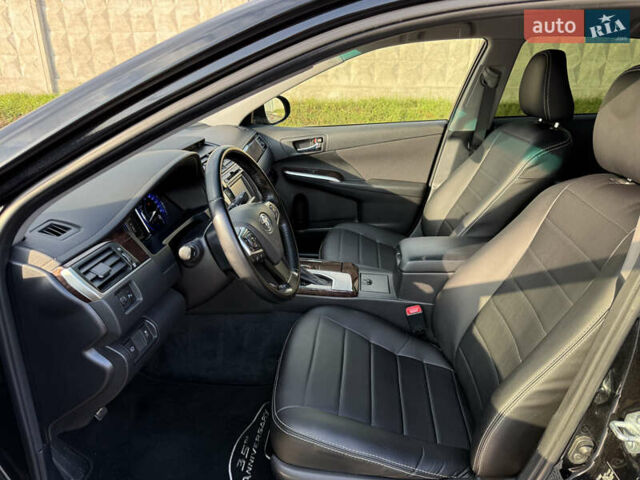 Черный Тойота Камри, объемом двигателя 2.49 л и пробегом 170 тыс. км за 17000 $, фото 12 на Automoto.ua