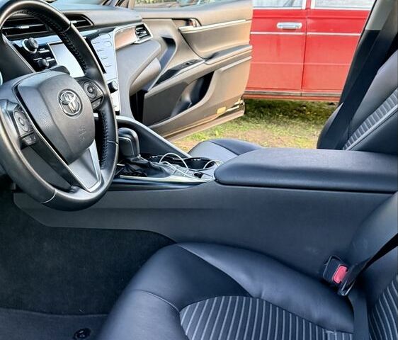 Черный Тойота Камри, объемом двигателя 2.5 л и пробегом 170 тыс. км за 18000 $, фото 12 на Automoto.ua