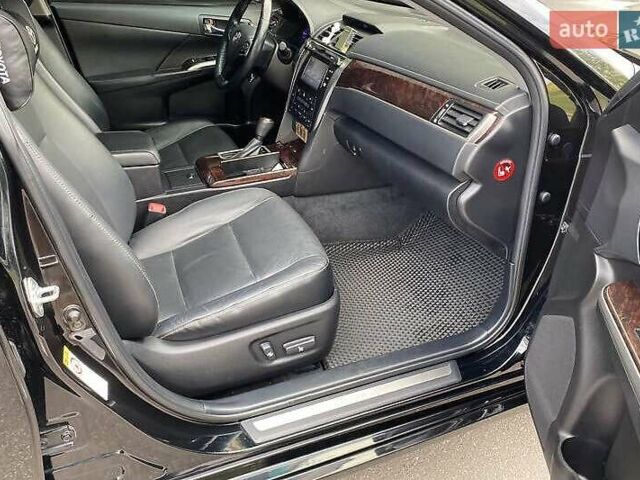 Чорний Тойота Камрі, об'ємом двигуна 2.49 л та пробігом 135 тис. км за 16400 $, фото 6 на Automoto.ua