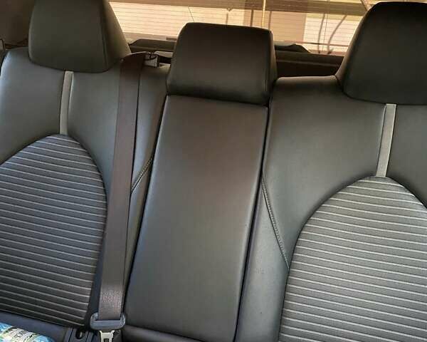 Чорний Тойота Камрі, об'ємом двигуна 2.49 л та пробігом 115 тис. км за 18500 $, фото 25 на Automoto.ua