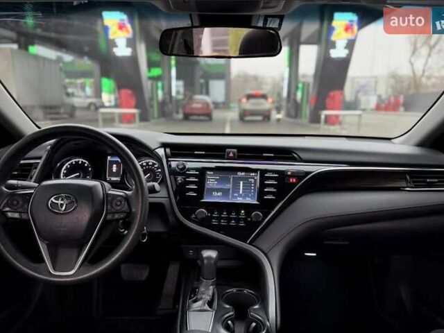 Черный Тойота Камри, объемом двигателя 2.49 л и пробегом 170 тыс. км за 17200 $, фото 6 на Automoto.ua