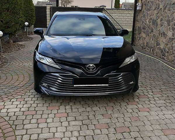 Черный Тойота Камри, объемом двигателя 2.49 л и пробегом 178 тыс. км за 19000 $, фото 2 на Automoto.ua