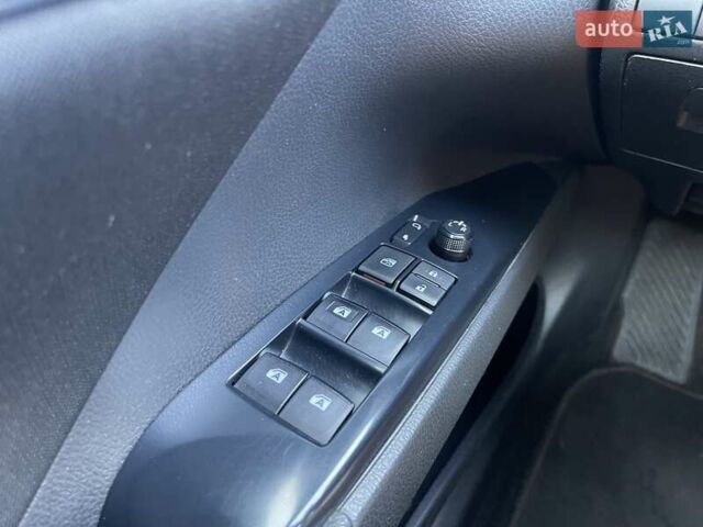 Черный Тойота Камри, объемом двигателя 2.49 л и пробегом 148 тыс. км за 19800 $, фото 21 на Automoto.ua