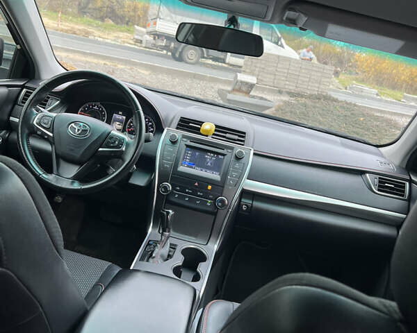 Черный Тойота Камри, объемом двигателя 2.5 л и пробегом 102 тыс. км за 15300 $, фото 12 на Automoto.ua