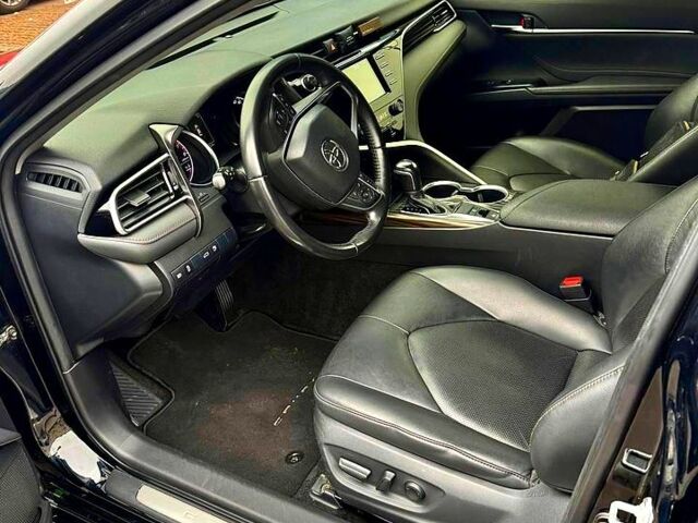 Черный Тойота Камри, объемом двигателя 2.5 л и пробегом 77 тыс. км за 25600 $, фото 4 на Automoto.ua