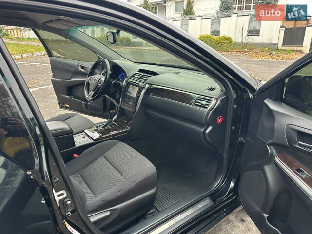 Чорний Тойота Камрі, об'ємом двигуна 2.49 л та пробігом 149 тис. км за 16999 $, фото 50 на Automoto.ua