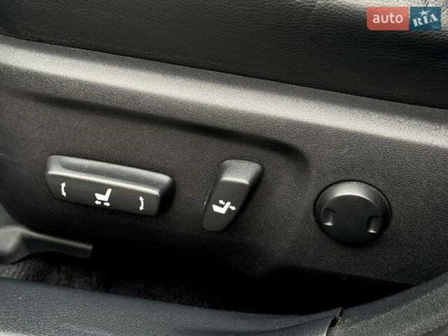 Черный Тойота Камри, объемом двигателя 2.49 л и пробегом 70 тыс. км за 20000 $, фото 22 на Automoto.ua