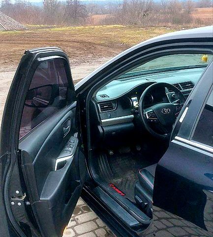 Чорний Тойота Камрі, об'ємом двигуна 2.5 л та пробігом 170 тис. км за 13500 $, фото 9 на Automoto.ua