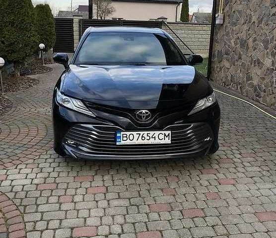 Черный Тойота Камри, объемом двигателя 2.5 л и пробегом 178 тыс. км за 17000 $, фото 1 на Automoto.ua