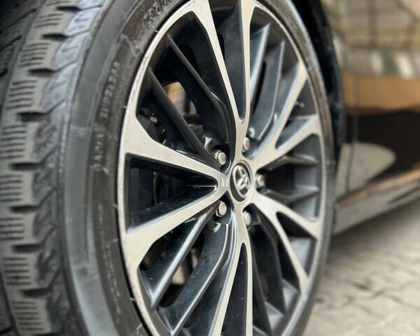 Черный Тойота Камри, объемом двигателя 2.49 л и пробегом 136 тыс. км за 17000 $, фото 12 на Automoto.ua