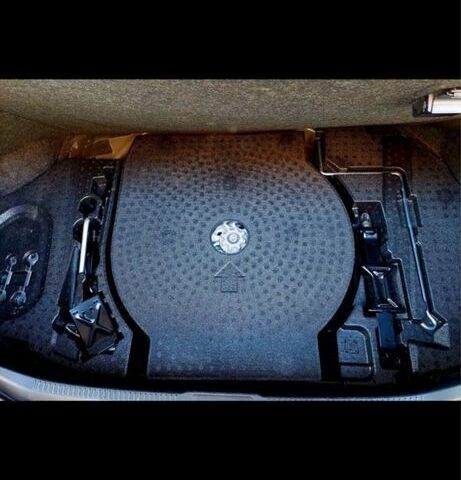 Черный Тойота Камри, объемом двигателя 2.5 л и пробегом 143 тыс. км за 17300 $, фото 6 на Automoto.ua