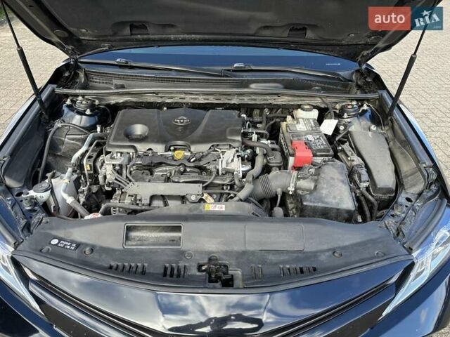 Черный Тойота Камри, объемом двигателя 2.5 л и пробегом 167 тыс. км за 18000 $, фото 17 на Automoto.ua