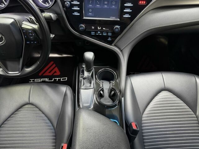 Черный Тойота Камри, объемом двигателя 2.5 л и пробегом 133 тыс. км за 18500 $, фото 22 на Automoto.ua