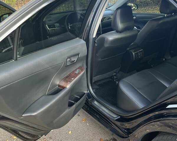 Тойота Камри 2017 в Запорожье на Automoto.ua Черный Тойота Камри, объемом двигателя 2.49 л и пробегом 143 тыс. км за 19500 $, фото 10 на Automoto.ua