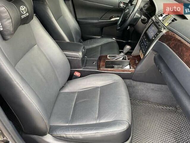 Чорний Тойота Камрі, об'ємом двигуна 2.49 л та пробігом 135 тис. км за 16400 $, фото 8 на Automoto.ua