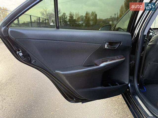 Черный Тойота Камри, объемом двигателя 2.49 л и пробегом 170 тыс. км за 17000 $, фото 21 на Automoto.ua