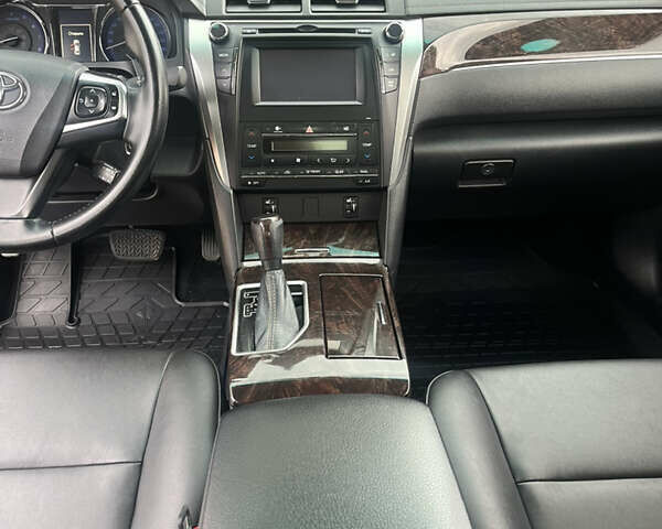Черный Тойота Камри, объемом двигателя 2.5 л и пробегом 212 тыс. км за 16500 $, фото 8 на Automoto.ua